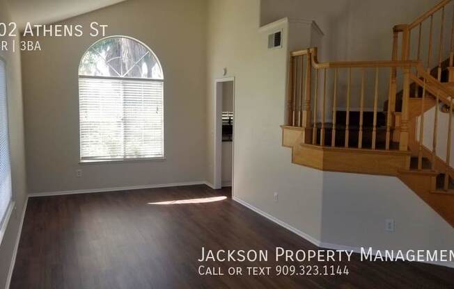 502 ATHENS ST