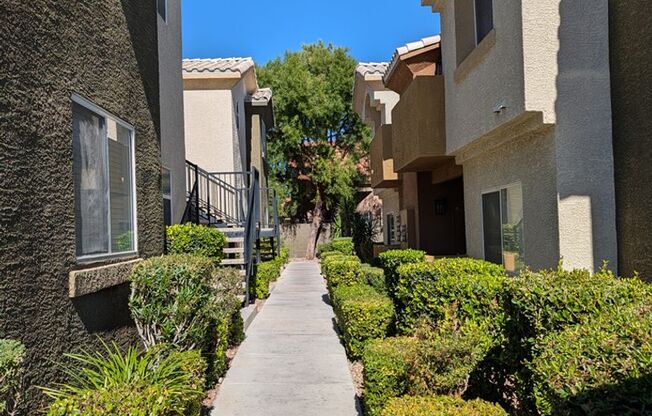 2-BEDROOM CONDO IN LAS VEGAS