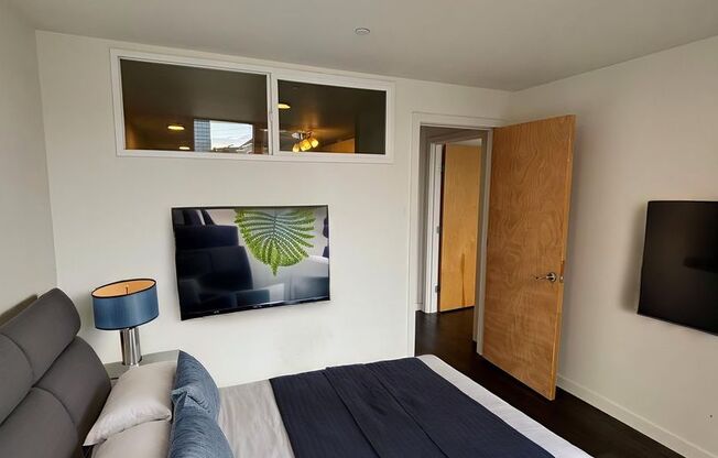 2 beds, 1 bath, 574 sqft, $1,795, Unit 305