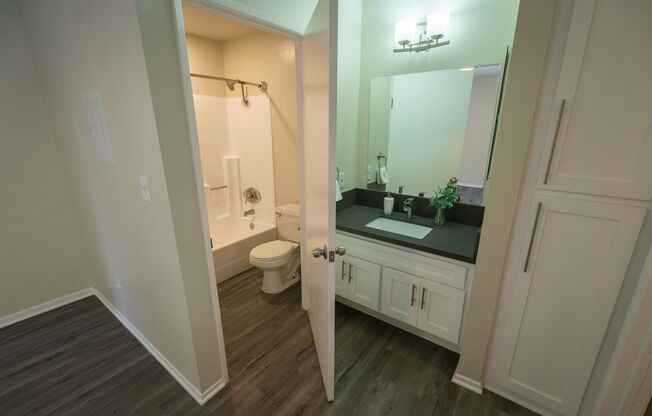 1 bed, 1 bath, 600 sqft, $1,898, Unit 210