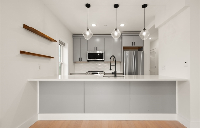208 SPENCER