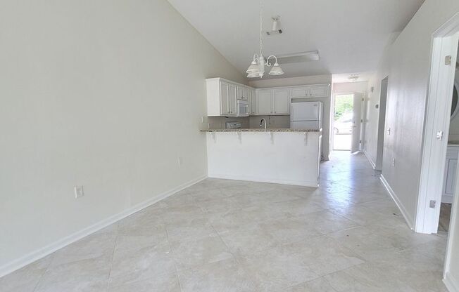 9623 Cobblebrook Dr Pensacola. MOVE IN SPECIAL: HALF OFF first full month of rent!!!