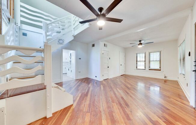 920 E 46th