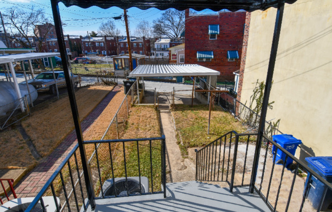 4620 SARGENT RD NE