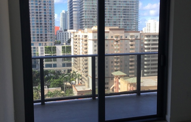 1 bed, 2 baths, $3,900, Unit Unit #1104