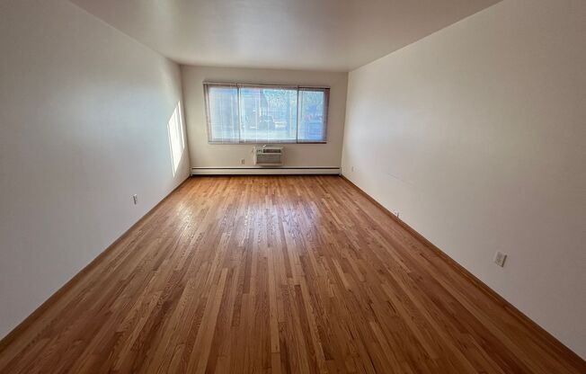 10253 W Cleveland Ave