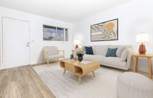 2 beds, 1 bath, 876 sqft, $1,345, Unit 210