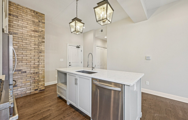 2 beds, 2 baths, 1,251 sqft, $2,995, Unit 306