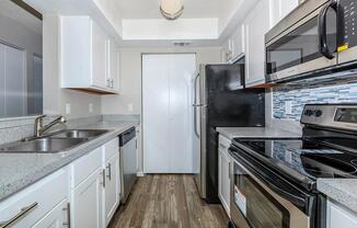 Breakfast Bar Off Kitchen
