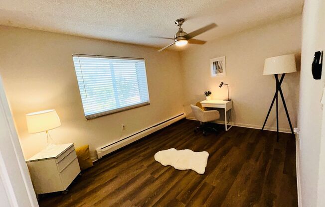 1 bed, 1 bath, 600 sqft, $1,300