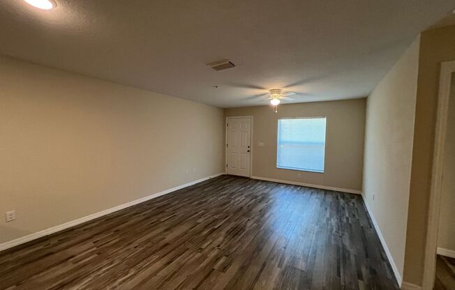 2 beds, 2 baths, $1,299