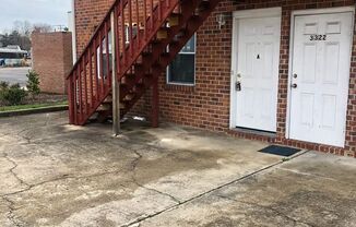 2 beds, 1 bath, $1,100