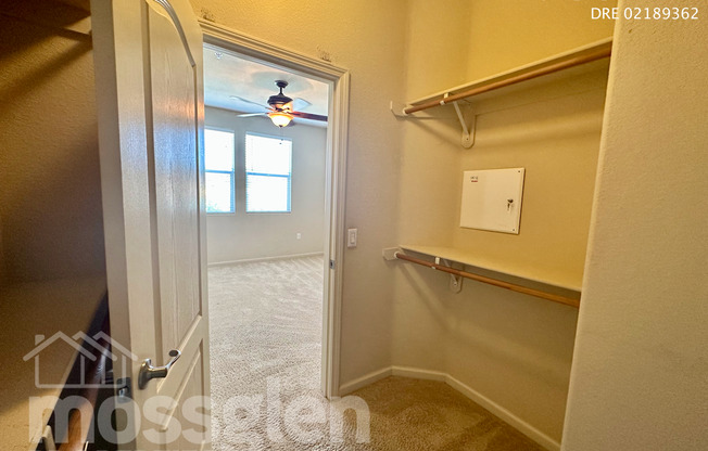 2 beds, 2 baths, $2,400, Unit #427