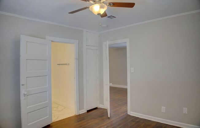 2 beds, 1 bath, 770 sqft, $1,250, Unit 4615 E 4th Place