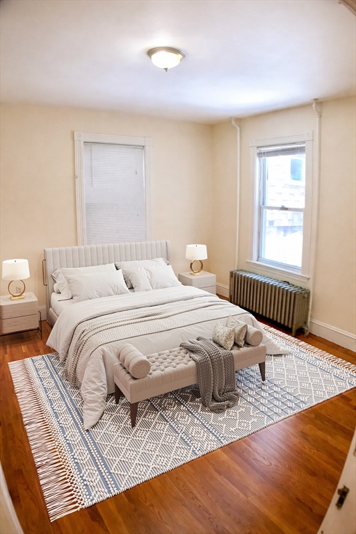 7 OAKVIEW TER