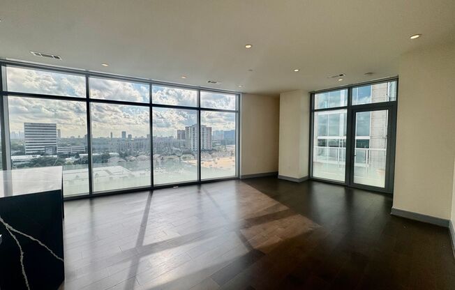 2 beds, 2 baths, 1,455 sqft, $4,000, Unit 1103