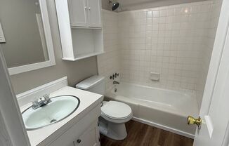 Beautifully updated 3‑bedroom townhome in the heart of South Charlotte.