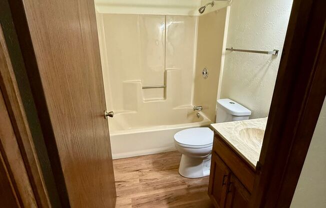 2 beds, 2 baths, 1,029 sqft, $1,169, Unit 1901-022