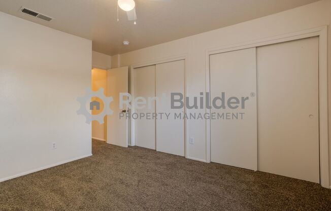 2 beds, 1 bath, 750 sqft, $1,095, Unit Unit 2-B