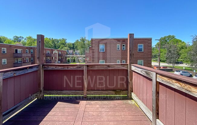 2 beds, 1 bath, 630 sqft, $1,005, Unit 104-08