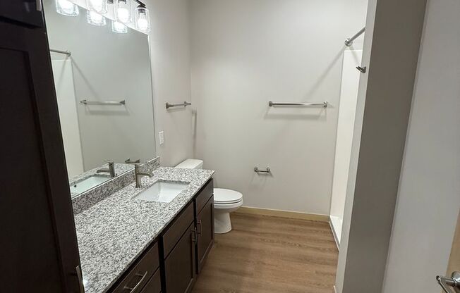 Studio, 1 bath, 551 sqft, $1,350, Unit #207