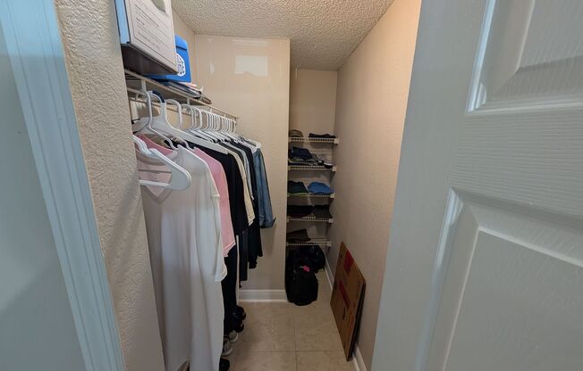 2 beds, 2 baths, $1,600, Unit # 16202