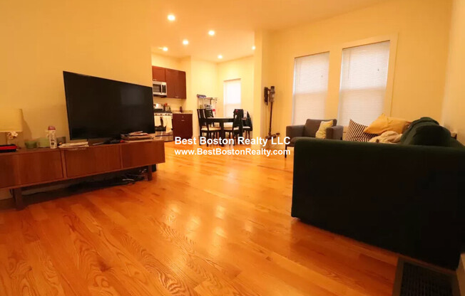 58 School St # 1