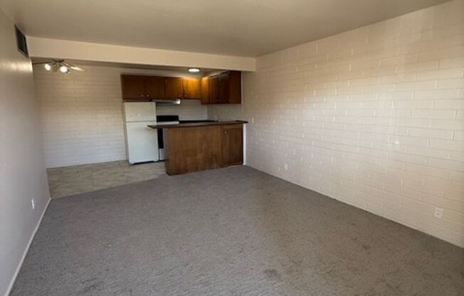 Royal Palms Apartments