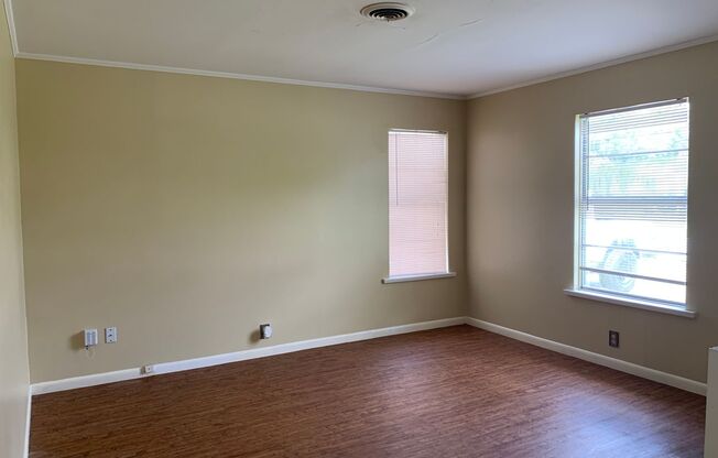 4009 Bahama - 3/Bed 2/Bath - $1575/month