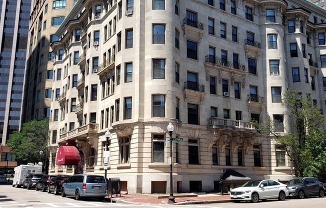 1 bed, 1 bath, 445 sqft, $2,975, Unit 408