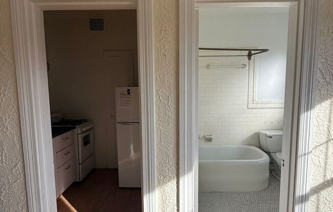 Studio, 1 bath, 308 sqft, $1,175, Unit Bayard Manor 302