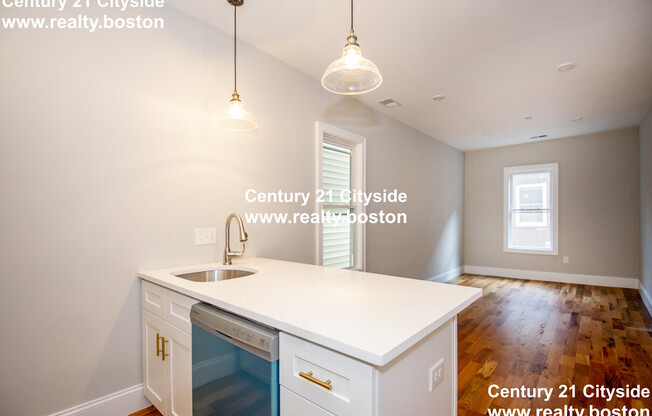 3 MURRAY CT