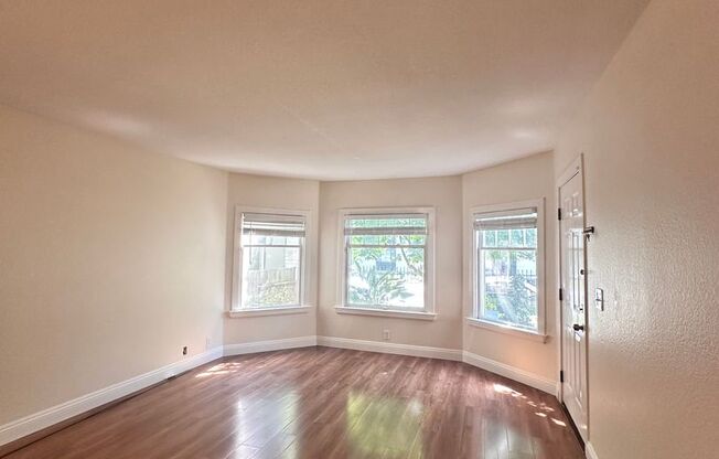 2 beds, 1 bath, 750 sqft, $1,995, Unit 1219 1/2 E St