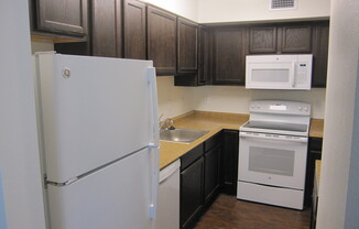 2 beds, 1 bath, $1,195