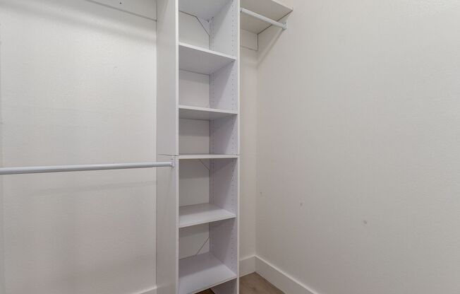 2 beds, 2 baths, $1,995, Unit # 311