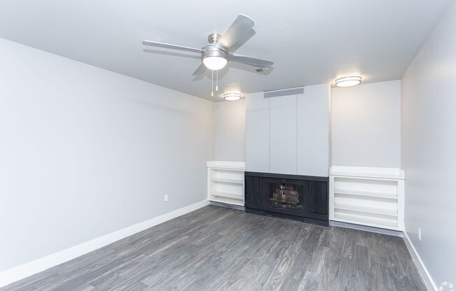 2 beds, 1 bath, 830 sqft, $1,395, Unit 49