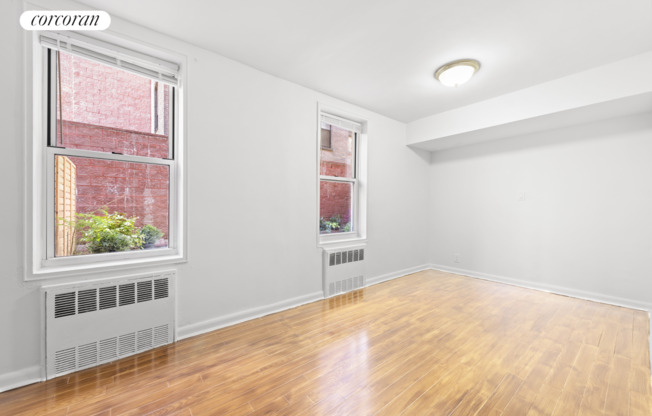 1 bed, 1 bath, $4,375, Unit 2B