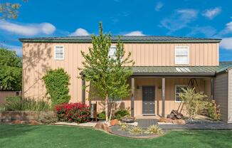 633 ROSE GDN DR 