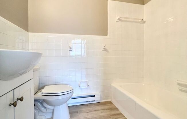 1 bed, 1 bath, 550 sqft, $775, Unit 6615O