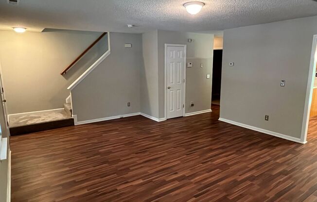 Great 3 Bed, 2.5 Bath house in University Area