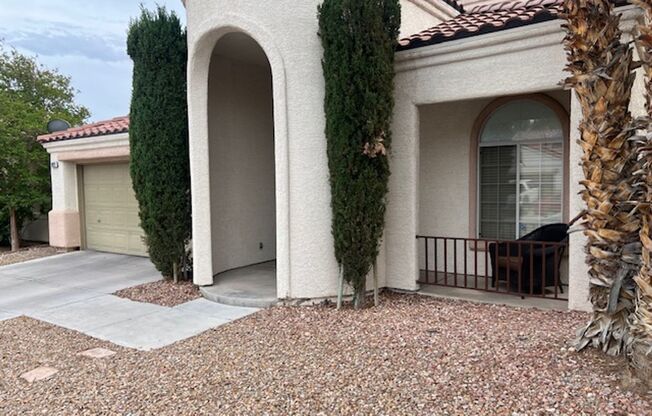 A Fabulous 4 Bedroom House in Peccole Ranch