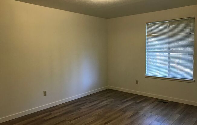 2 beds, 1 bath, 1,000 sqft, $1,995, Unit 501