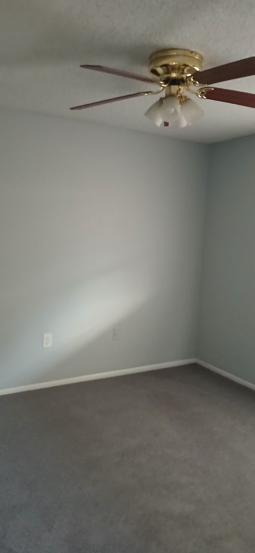 2 beds, 1.5 baths, 980 sqft, $1,300, Unit 247