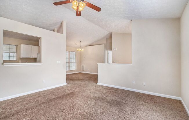 3 bdrm, 2 bath in Stone Mountain