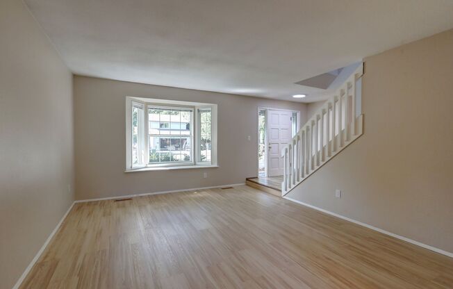 4-bedroom 2.5 bath on cul-de-sac in Kirkland