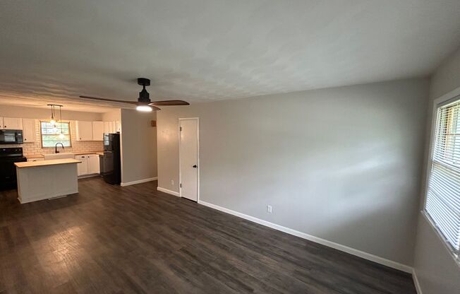 3 beds, 2 baths, $1,440