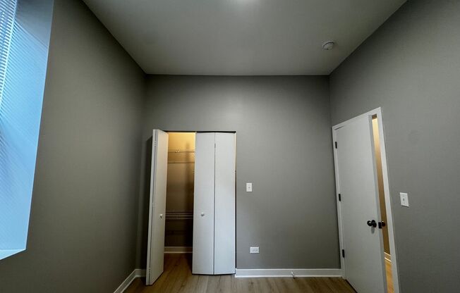 2 beds, 1 bath, $1,950, Unit 4007 #E