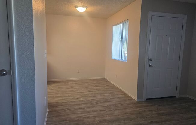 2 beds, 2 baths, 900 sqft, $1,272.02, Unit 2008