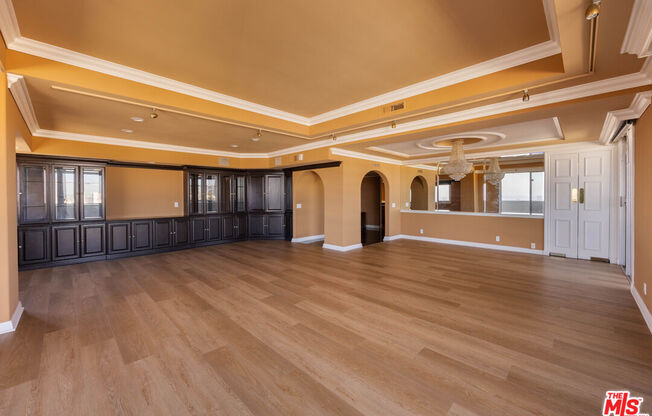 2 beds, 4.5 baths, 2,130 sqft, $8,500, Unit 1209
