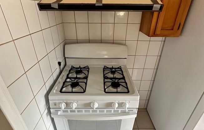 3BR/2BA Single-Family House